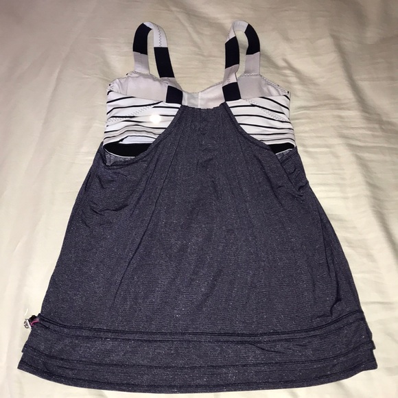 Lululemon back on track tank - Picture 6 of 8